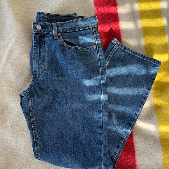Levi’s Jeans - Picture 3 of 6
